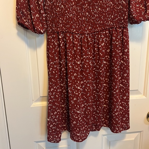 Dress - Picture 7 of 14